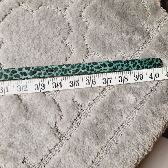 KENNETH COLE REACTION THIN CHEETAH BELT WOMENS SIZE L TURQUOISE BLACK 33-37W - Picture 3 of 8